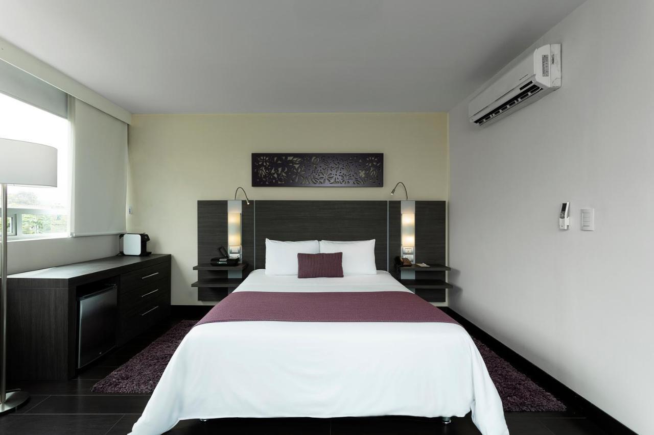 Hotel Bh El Poblado Медельїн Екстер'єр фото