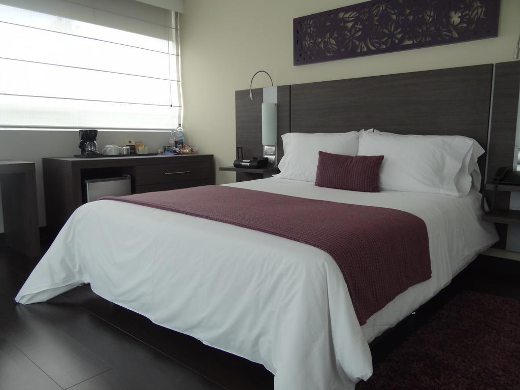 Hotel Bh El Poblado Медельїн Номер фото
