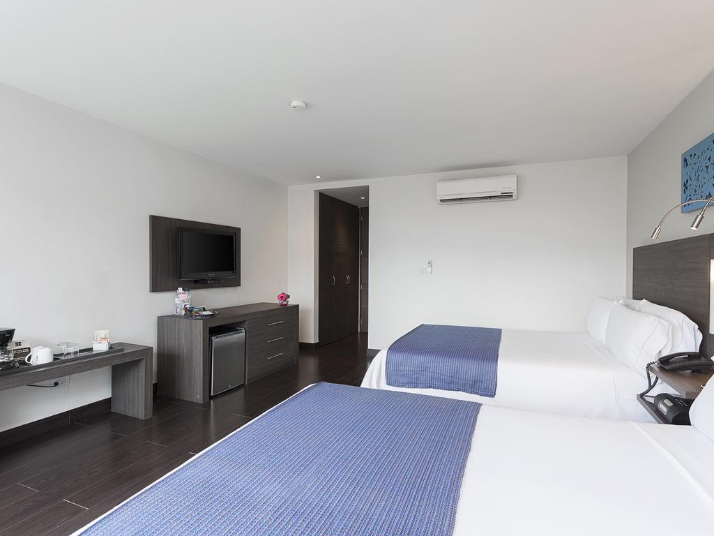 Hotel Bh El Poblado Медельїн Екстер'єр фото